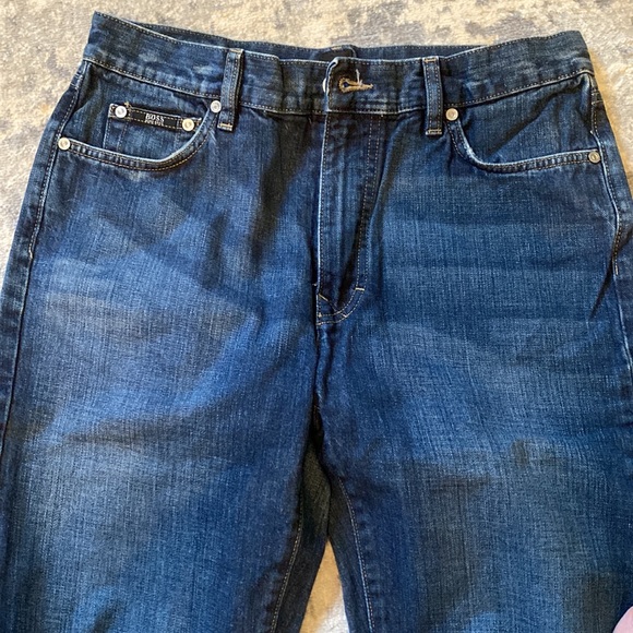 Men’s Hugo Boss Jeans - Picture 2 of 7